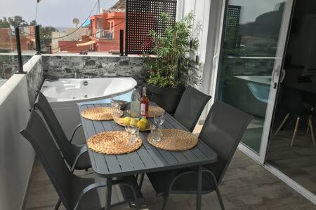 Harrys Atico Puerto De Mogan Apartment Bagian luar foto